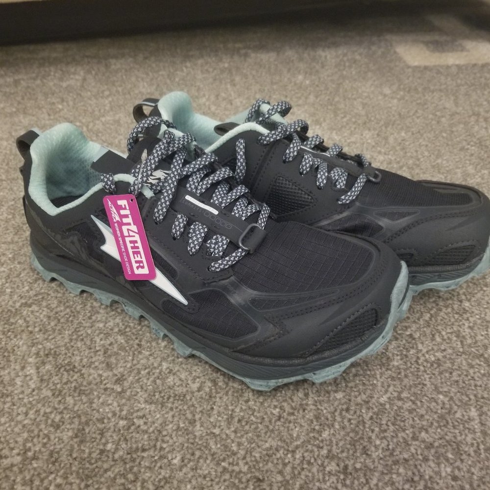 Women's Altra Lone Peak 4.5 Navy/Light Blue Size 9.5